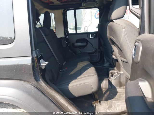 1C4HJXDG9KW643995 Jeep Wrangler