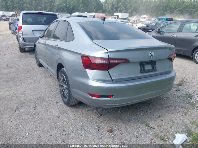 3VWE57BU0MM076866 Volkswagen tsi