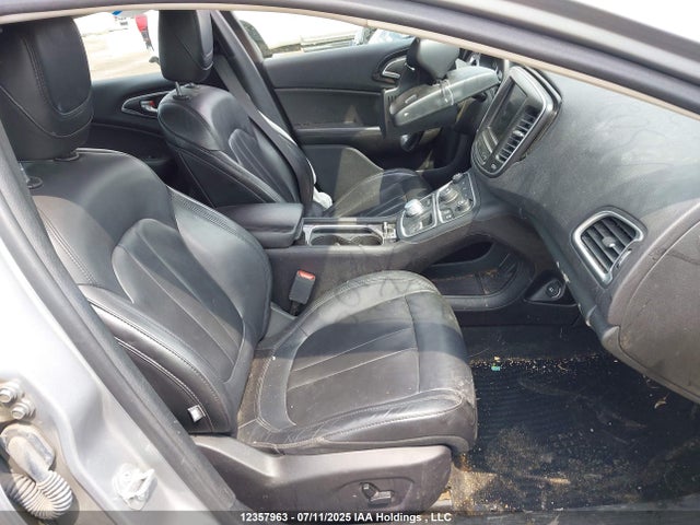1C3CCCCBXHN502147 Chrysler 200