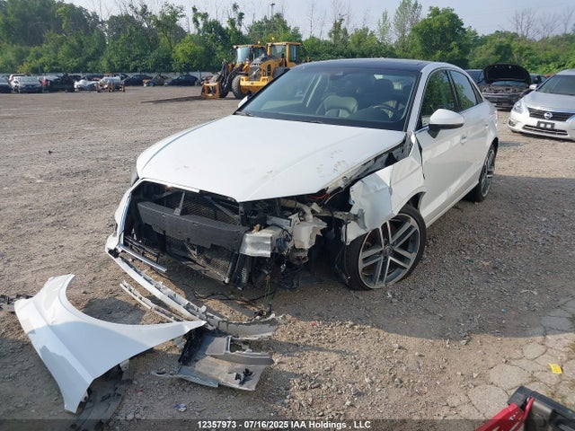 Audi A3 2018 WAUF8GFF0J1070727 Image 2