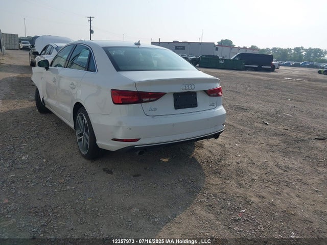 Audi A3 2018 WAUF8GFF0J1070727 Image 3