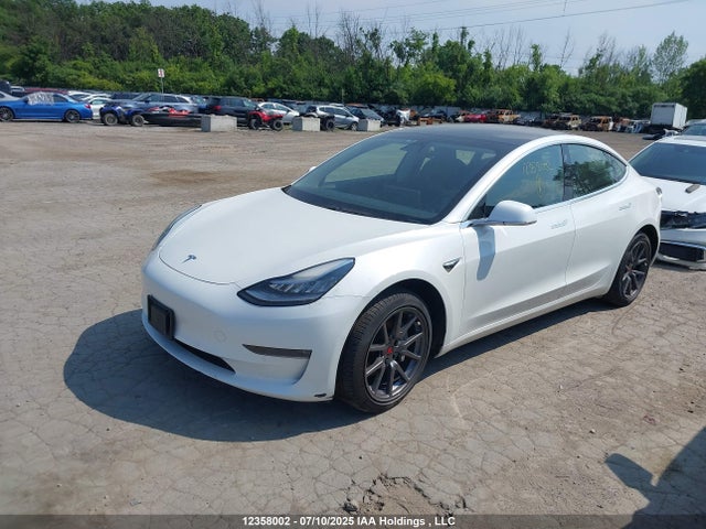 5YJ3E1EB7LF716477 Tesla MODEL 3