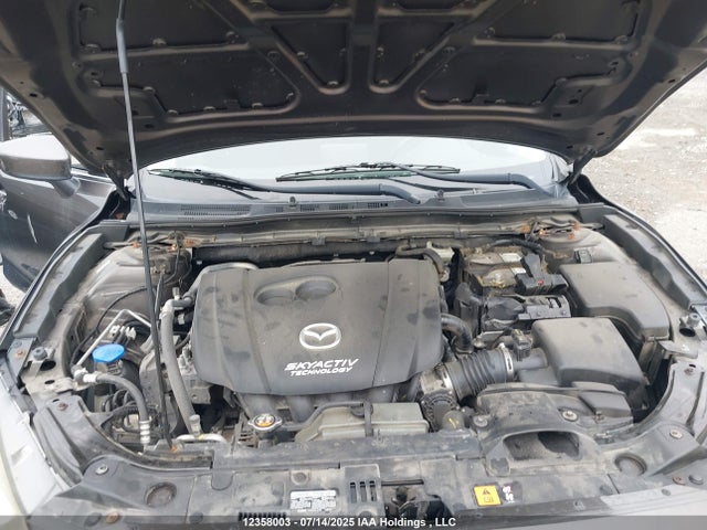 3MZBM1L77FM217351 Mazda pe