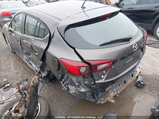 3MZBM1L77FM217351 Mazda pe