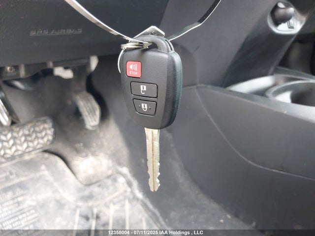 VNKKTUD30JA096176 Toyota 1nz-fe