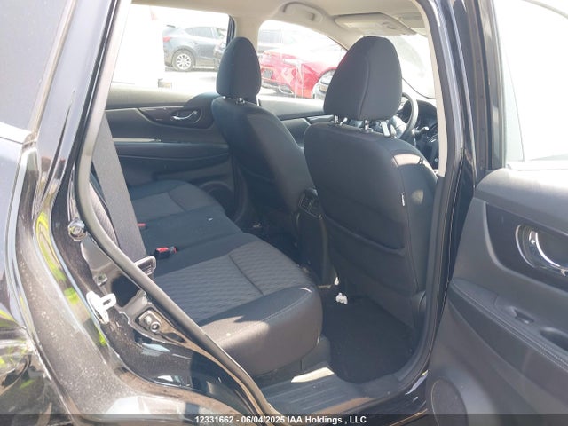 5N1AT2MT7JC803864 Nissan 2018
