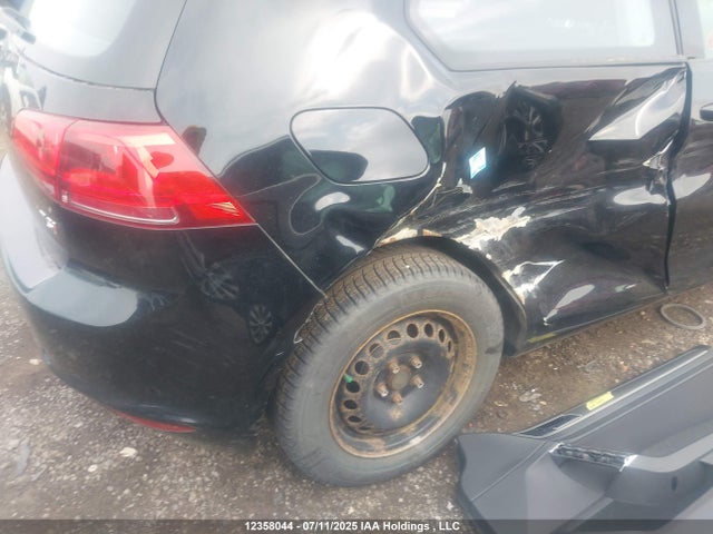 3VW917AU9FM019664 Volkswagen 2015