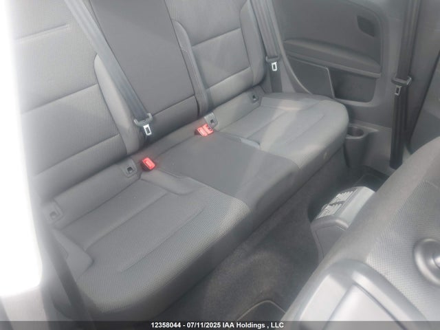 3VW917AU9FM019664 Volkswagen 2015