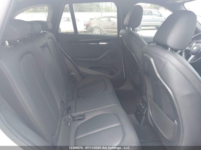WBXHT3C33J3F03867 BMW X1