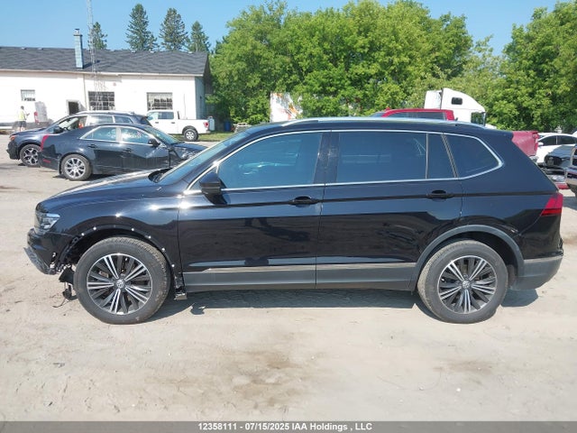 3VV4B7AX3JM208194 Volkswagen Tiguan Sel Premium