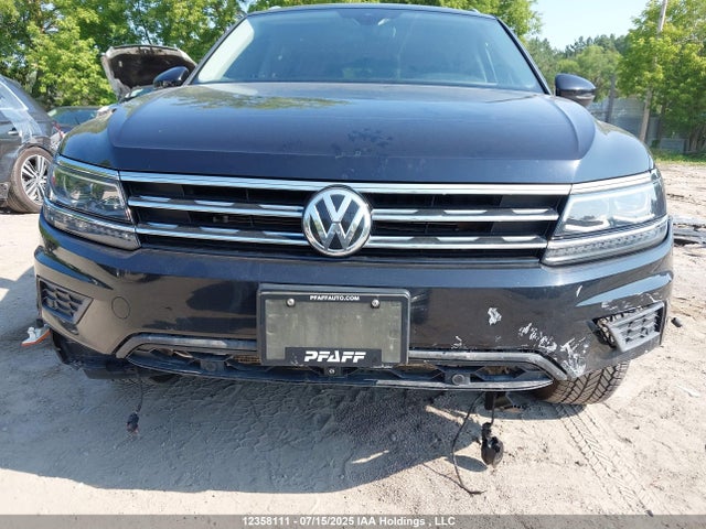 3VV4B7AX3JM208194 Volkswagen Tiguan Sel Premium
