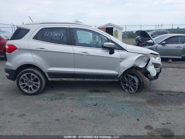 MAJ6P1WLXJC159918 Ford 2018