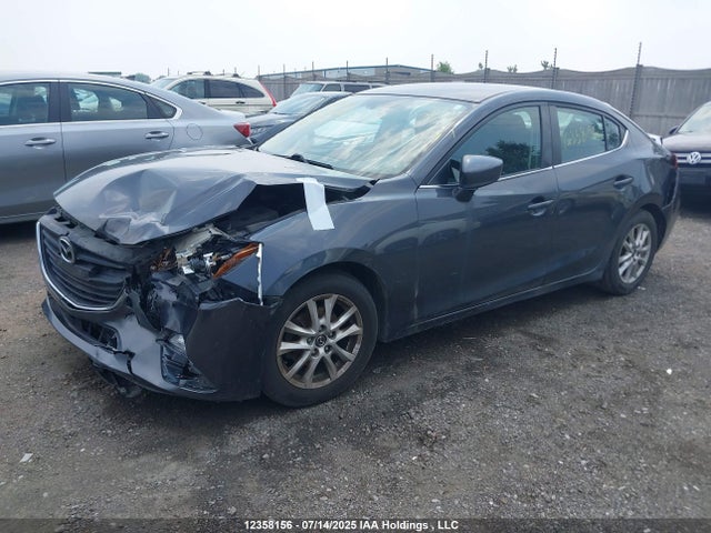 3MZBM1V71FM147973 Mazda pe