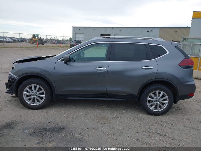 5N1AT2MV8JC739898 Nissan Rogue