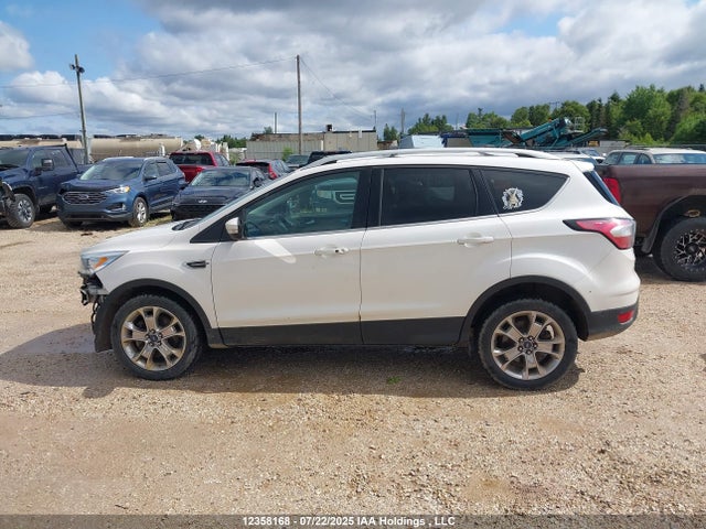 Ford Escape 2017 1FMCU9J98HUD97475 Image 15