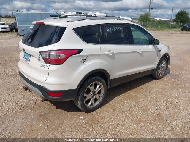 Ford Escape 2017 1FMCU9J98HUD97475 Image 4