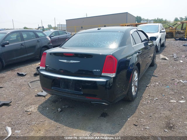 Chrysler 300 2016 2C3CCARG1GH253011 Image 4