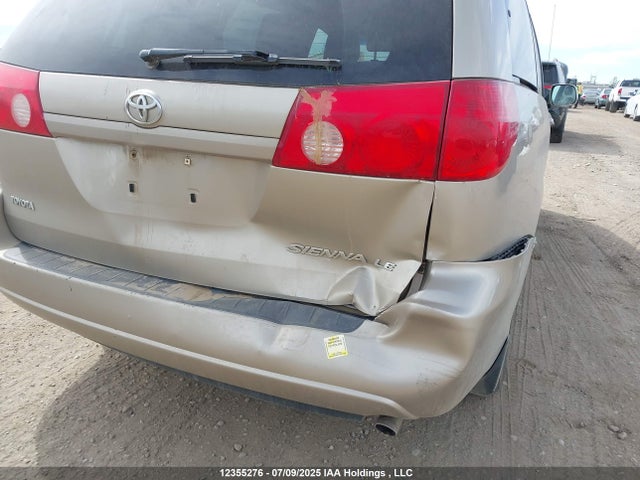 12355276 :رقم المزاد ، 5TDKK4CCXAS294103 vin ، 2010 Toyota Sienna Le V6 مزاد بيع