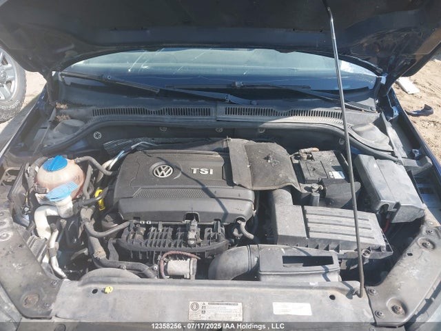 3VWD07AJ8EM276395 Volkswagen Jetta