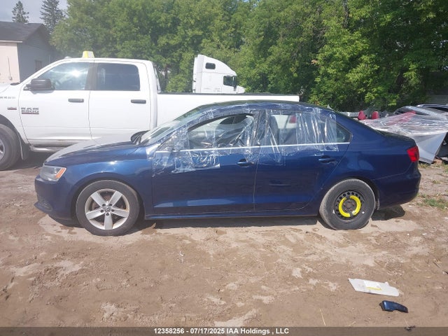 3VWD07AJ8EM276395 Volkswagen Jetta