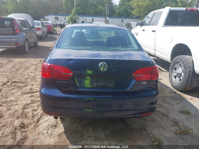 3VWD07AJ8EM276395 Volkswagen Jetta