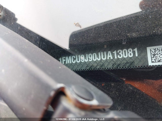 Ford 2018 2018 1FMCU9J90JUA13081 Image 9