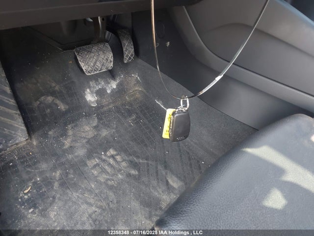 Audi A3 2018 WAUK8GFF4J1037633 Image 11