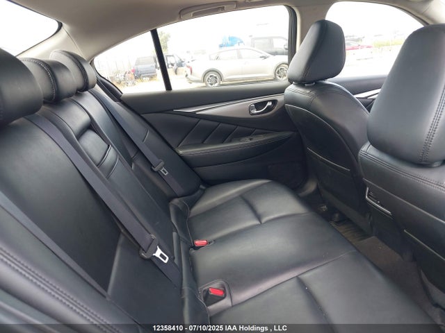 JN1EV7BR9MM754432 Infiniti 3.0l t