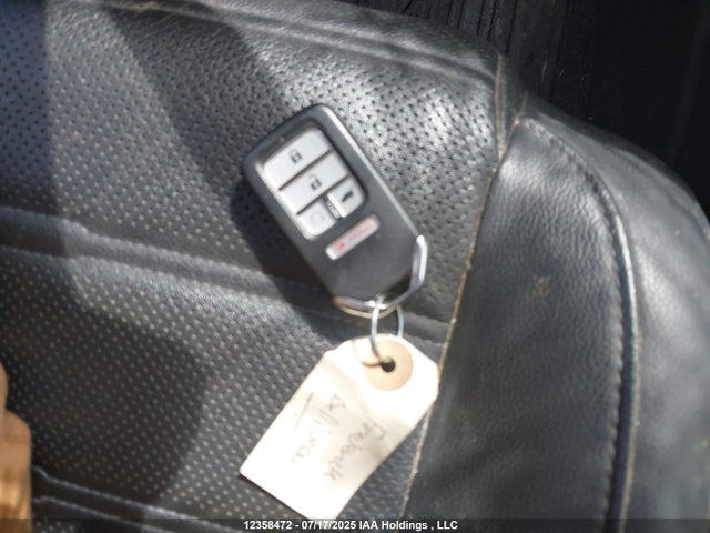 2HKRW2H94NH227058 Honda l15be