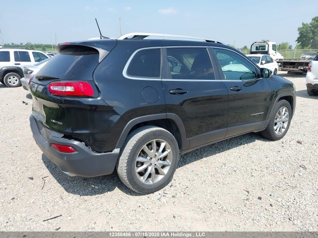 1C4PJMDSXHD223018 Jeep 2017