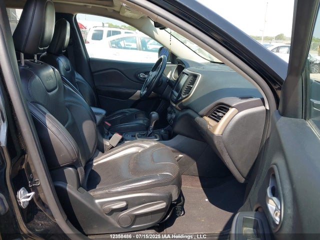 1C4PJMDSXHD223018 Jeep 2017