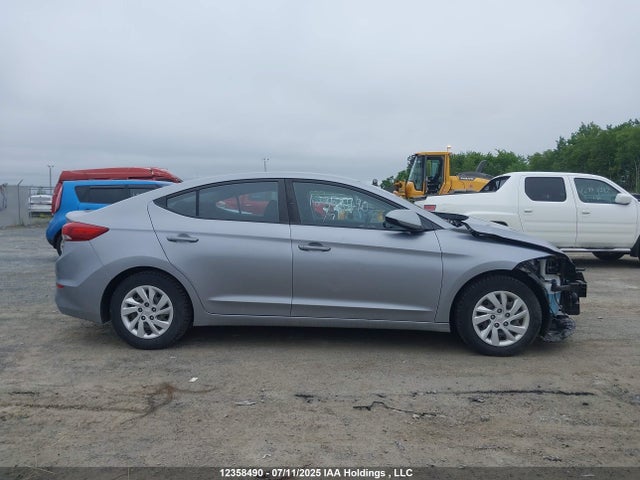 5NPD74LF1HH121297 Hyundai 2017