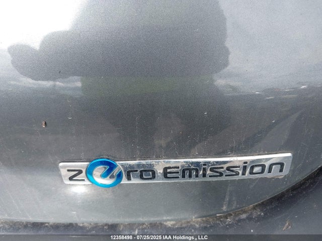 1N4AZ0CP4GC307608 Nissan 2016