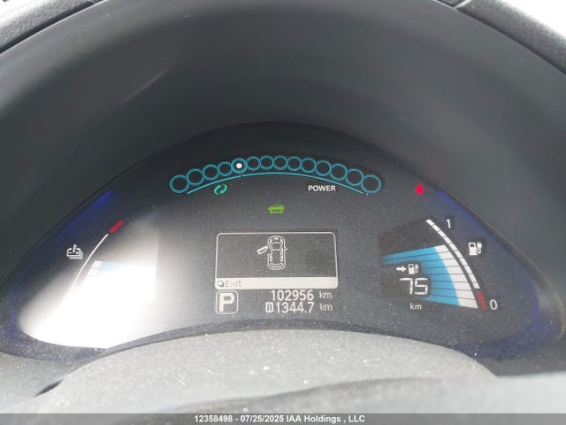 1N4AZ0CP4GC307608 Nissan 2016