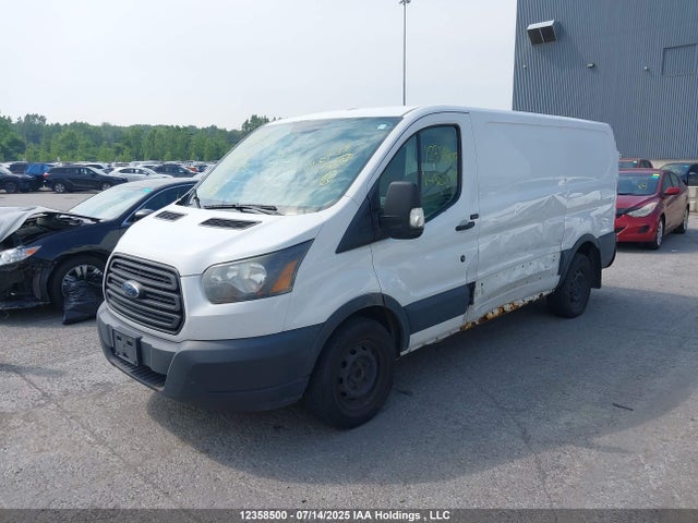 1FTNE1ZM4FKA70679 Ford Transit