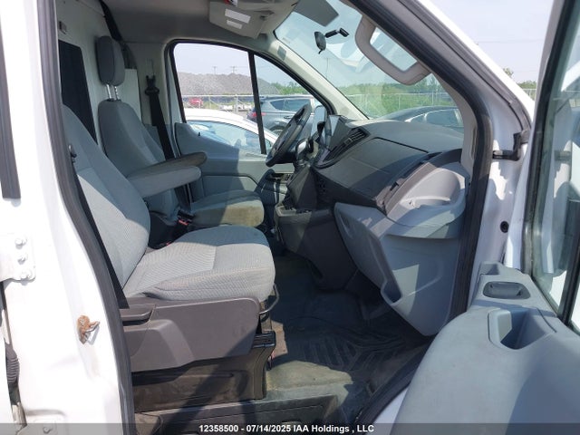 1FTNE1ZM4FKA70679 Ford Transit