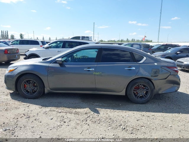 1N4AL3AP0JC180594 Nissan Altima