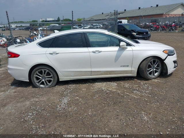 Ford 2019 2019 3FA6P0RU4KR227213 Image 13