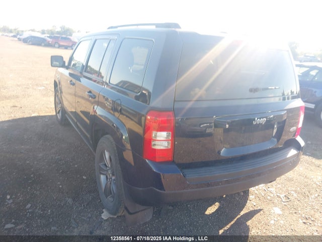 Jeep 2014 2014 1C4NJPAA2ED661998 Image 3