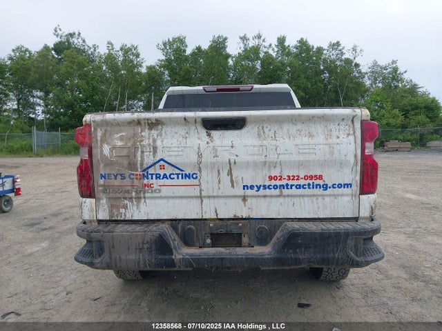 Chevrolet l84 2023 2GCUDAED6P1107415 Image 17