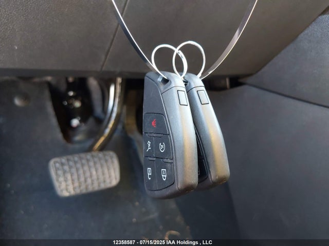 Chevrolet lsd 2025 3GNAXPEG8SL290340 Image 11