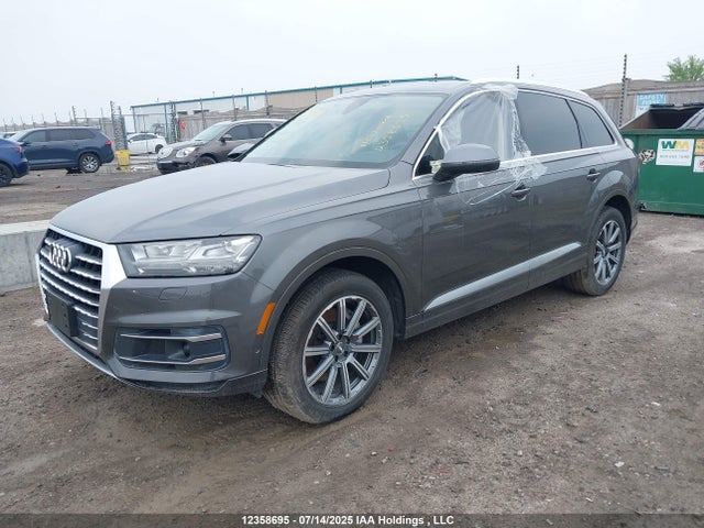 Audi Q7 2019 WA1VAAF70KD036032 Image 2