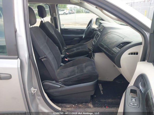 2C4RDGBG9ER298835 Dodge Grand Caravan