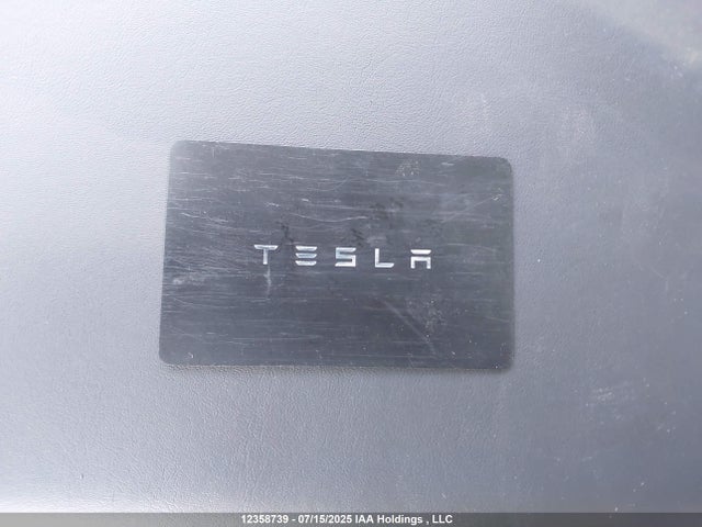 Tesla Model Y 2024 7SAYGDEE0RF211890 Image 11