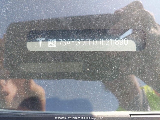 Tesla Model Y 2024 7SAYGDEE0RF211890 Image 9