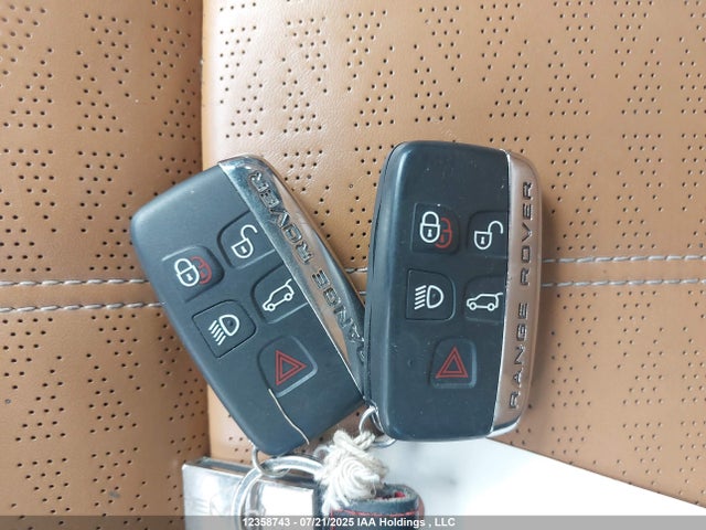 Land Rover aj20p 2019 SALYL2FX1KA780512 Image 11