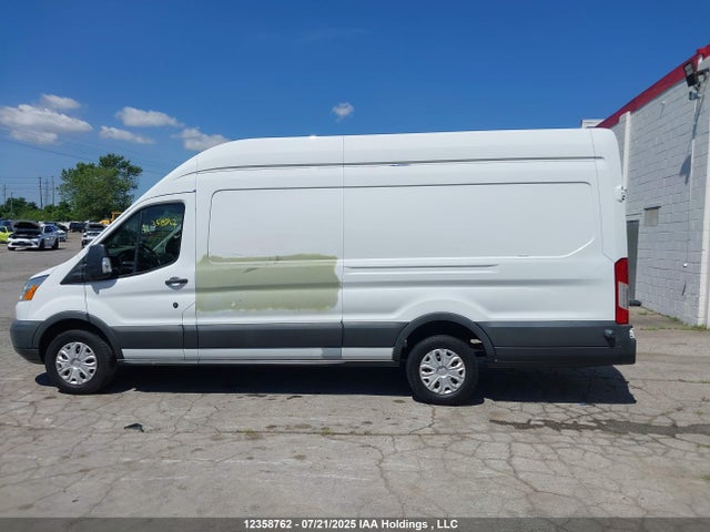 Ford 2015 2015 1FTYR3XG1FKA35558 Image 14