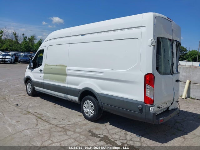 Ford 2015 2015 1FTYR3XG1FKA35558 Image 3