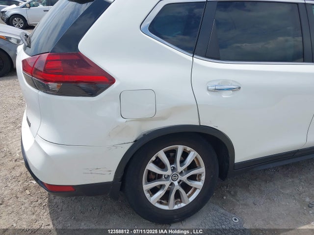 5N1AT2MT9KC806055 Nissan 2019