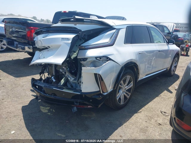1GYKPMRL0RZ102684 Cadillac x0e + ec6